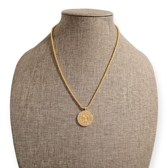 18k Gold Plated Reversible Astrological Chart Medallion Intuition Necklace - Picture 7 of 14